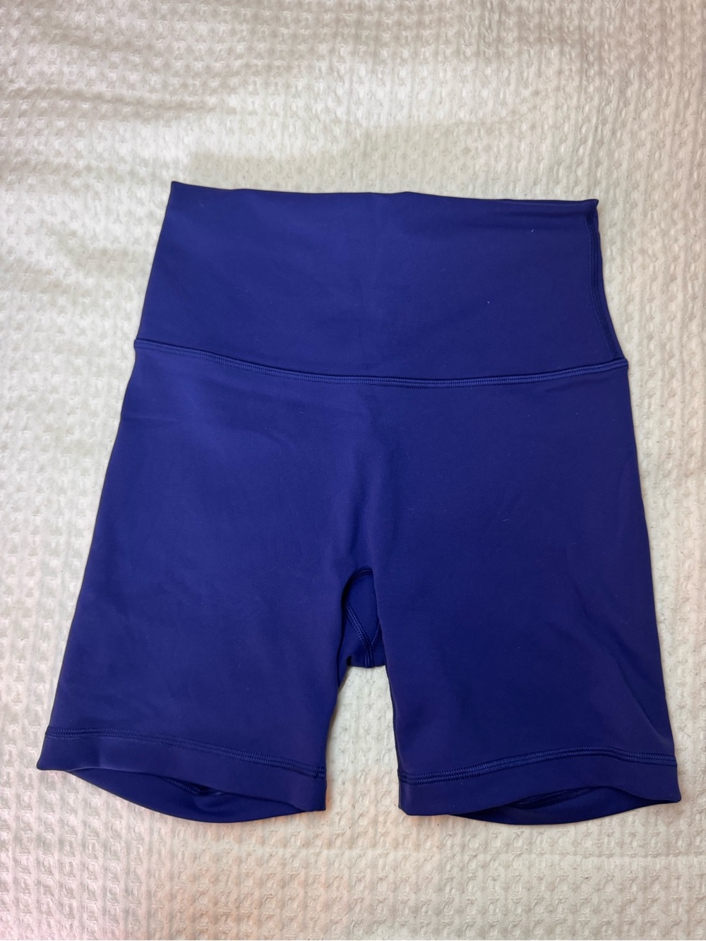 Lululemon High-Waist Blue Women’s Wunder Train No Seam Shorts